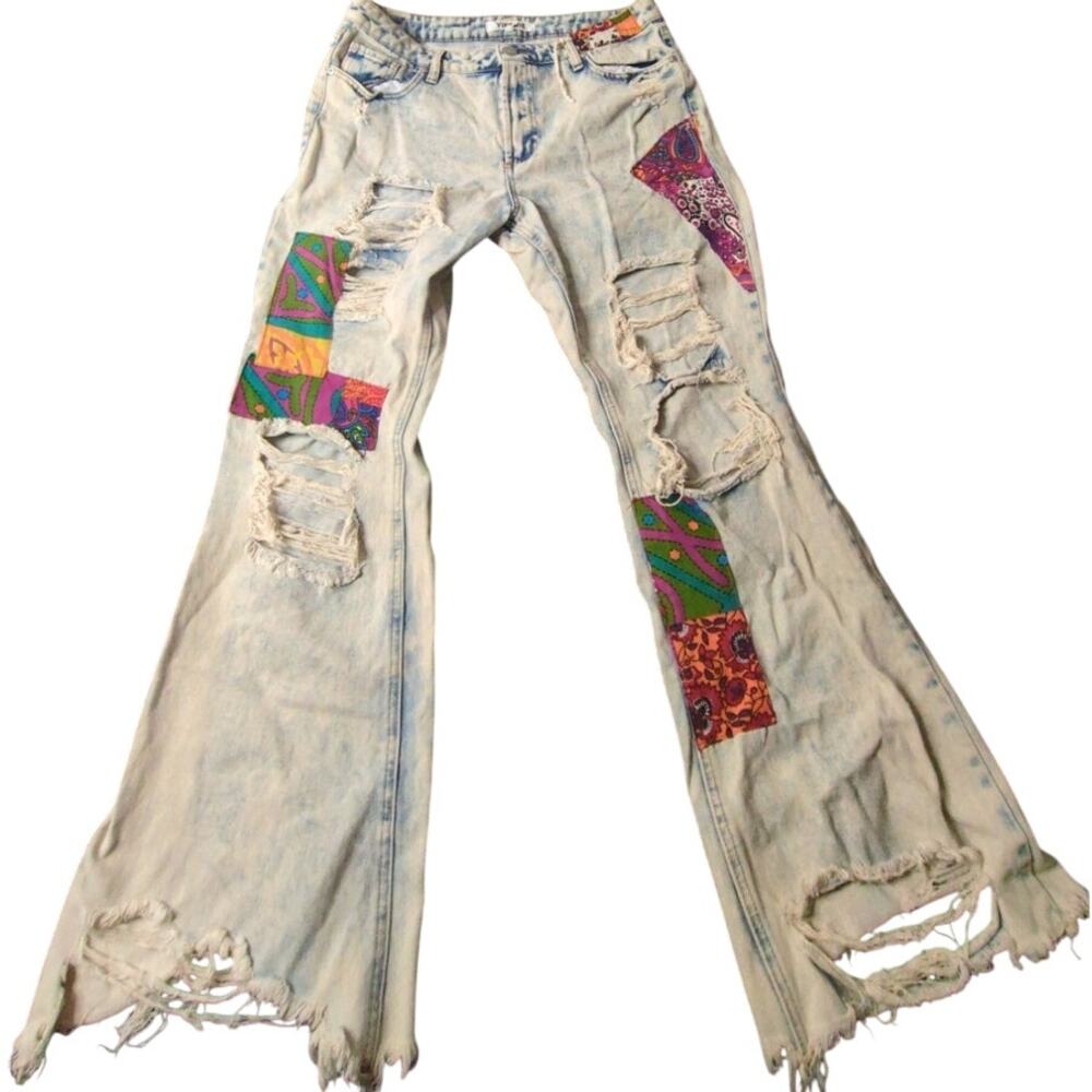 Almost Famous Juniors Ripped Holes Flare Extreme Distress Sz 13 Hippie Grunge